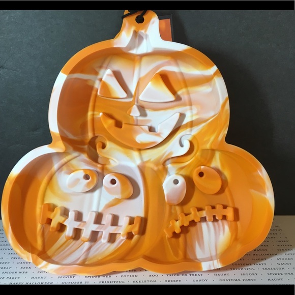Halloween 3 JOL Pumpkins Silicone Baking Mold Orange White Marble - Picture 3 of 7